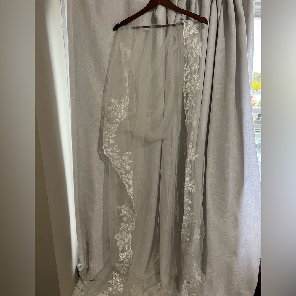 Ivory Bridal Veil